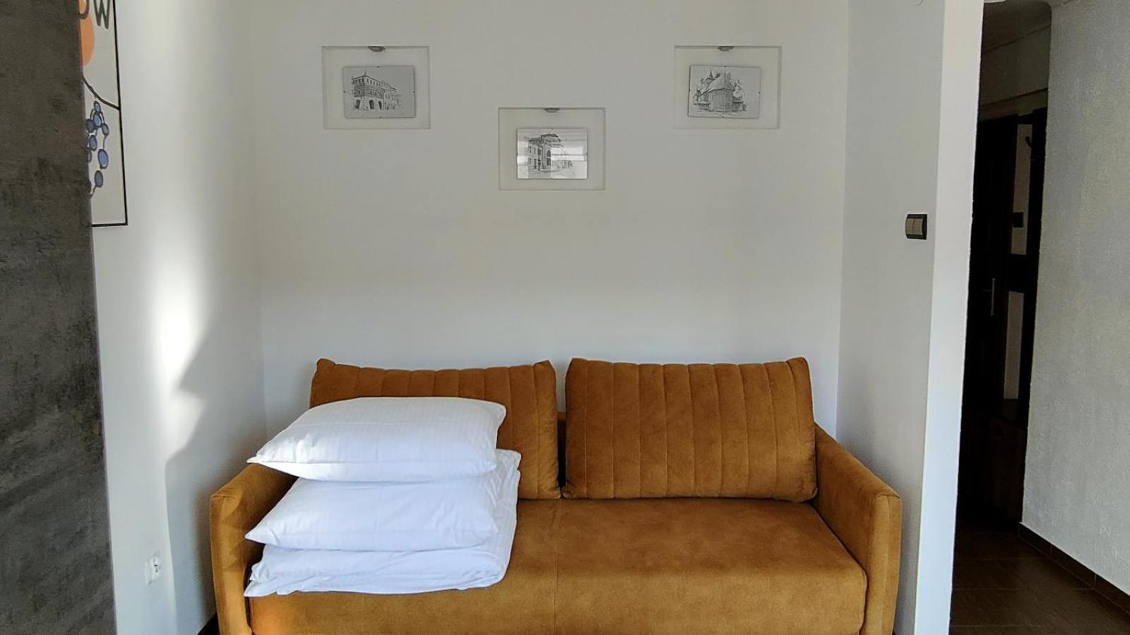 Apartament Centrum Przy Maxie Тарнув Екстер'єр фото